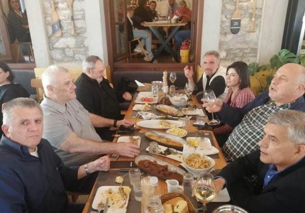 Κάνε τους Θρύλε μου τα 13 χρόνια χωρίς Πρωτάθλημα 14!