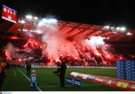 Πήρε «φωτιά» ο Ναός! (photos)