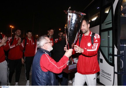 Χαμός για τους Πρωταθλητές στο Ρέντη! (photos)