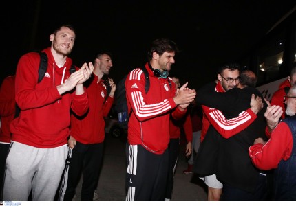 Χαμός για τους Πρωταθλητές στο Ρέντη! (photos)