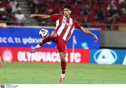 Τα πρώτα «ερυθρόλευκα» κλικ του Στάμενιτς! (photos)