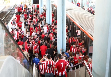 Η «ερυθρόλευκη» πορεία προς το ΟΑΚΑ!