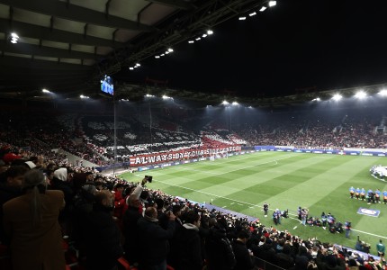 Tρομερό κορεό από τον λαό του Θρύλου! (photos)