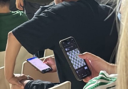 Μην μας καταντήσετε να πηγαίνουμε γήπεδο και να διαβάζουμε βιβλία στα γεράματα