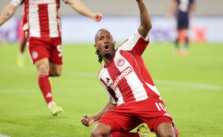 Σπουδαία κίνηση από τον Θρύλο: Ανανεώνει ο Ζέλσον!