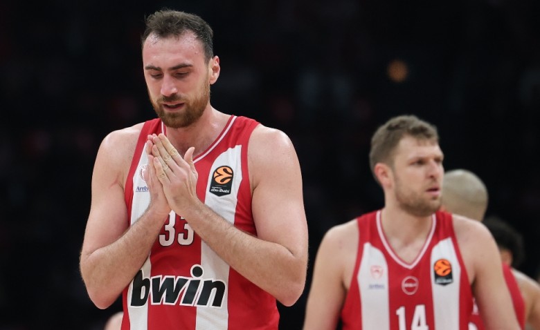 Σοκ με Μιλουτίνοφ στον Ολυμπιακό