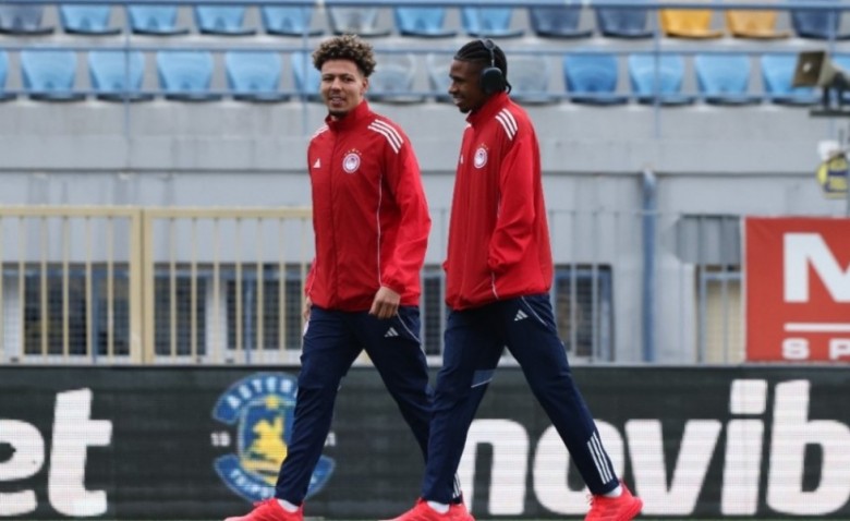 Το δέσιμο και το… κέρασμα!