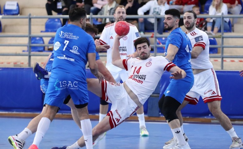 Άνετα στον τελικό του Κυπέλλου ο Ολυμπιακός!