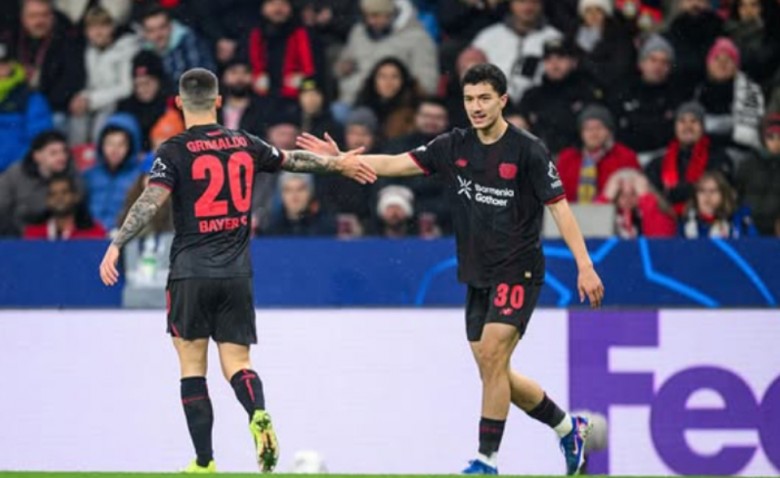 Επιστροφή Μάζα για Λεβερκούζεν