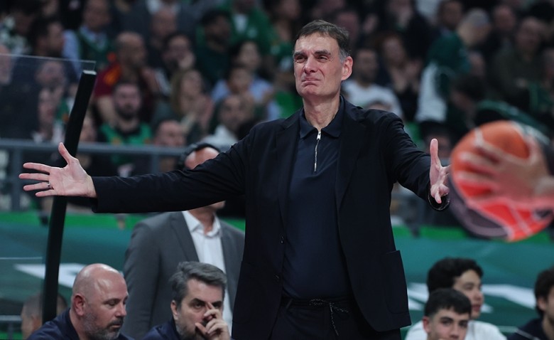 Μπαρτζώκας: «Θα κερδίζαμε με 20 πόντους αν...»