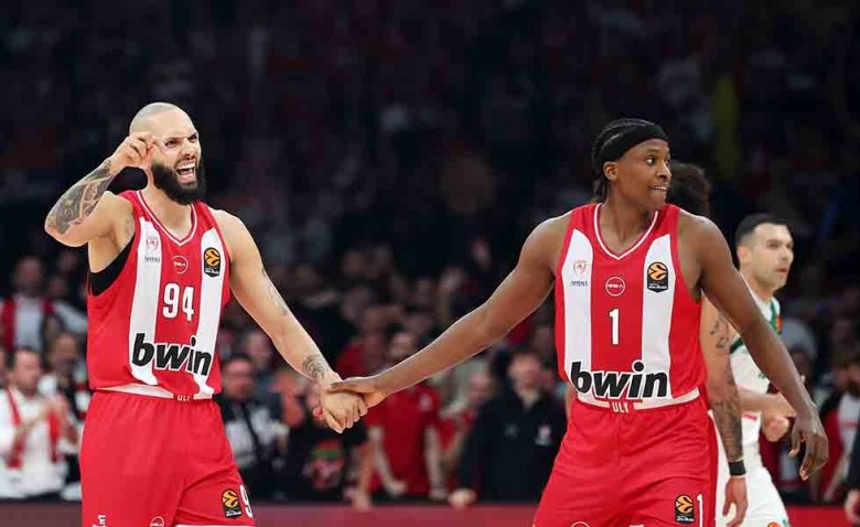 Με Φουρνιέ και Νιλικίνα κόντρα στην Αρμάνι