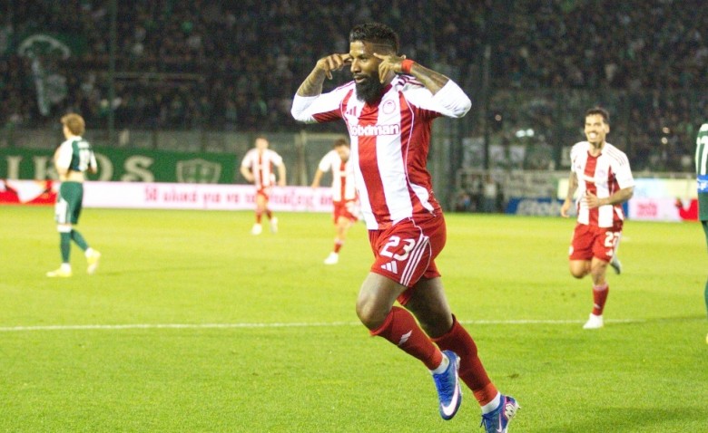 «Γράφει ιστορία στο Ευρωπαϊκό ποδόσφαιρο»