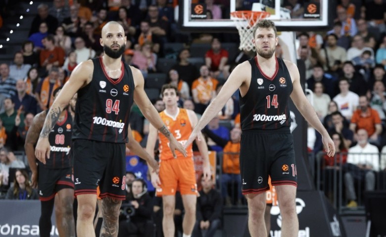 Ο Θρύλος περιμένει στη πρώτη θέση τον αντίπαλο του!