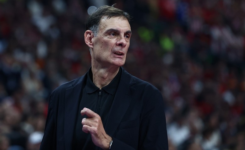 Ο σκακιστής Μπαρτζώκας υποδέχεται το... σκάκι στο ΣΕΦ