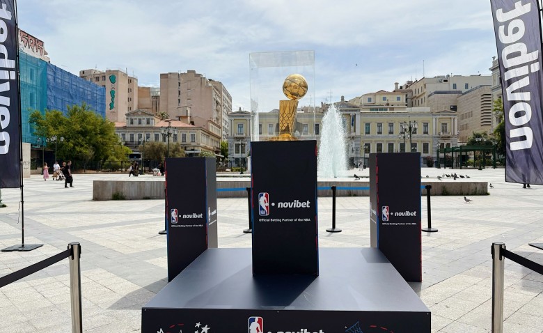 Το «3on3 Road to Glory» της Novibet φέρνει τη μαγεία του NBA με το Larry O’Brien Trophy σε Αθήνα, Πειραιά και Θεσσαλονίκη