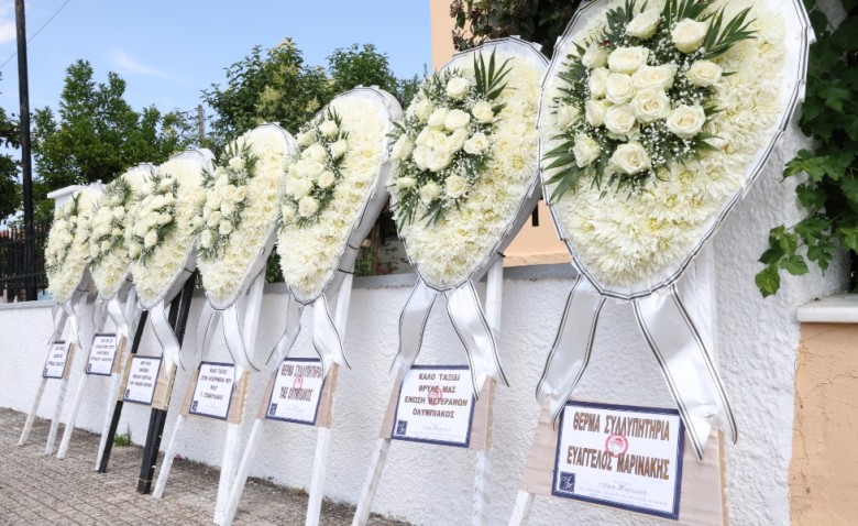 Το ύστατο χαίρε στον Τάκη Γκώνια (photos)