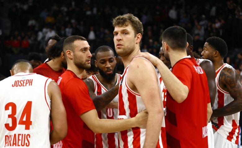 Κυριαρχεί ο Θρύλος και «χτίζει» σερί