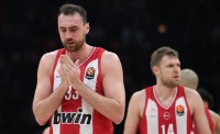 Σοκ με Μιλουτίνοφ στον Ολυμπιακό