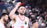 Παπανικολάου: «Πάμε όλοι μαζί να γράψουμε νέες θρυλικές σελίδες!» (video)