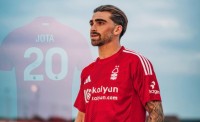 Ζότα: Ο νέος εξτρέμ του Ολυμπιακού θέλει πάντα να κερδίζει...