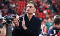 Υπομονετικά και αθόρυβα