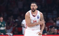 Χρόνια πολλά τεράστιε Τζόζεφ!