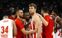 Κυριαρχεί ο Θρύλος και «χτίζει» σερί