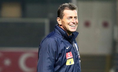 Γελάει και ο Σκίμπε με τα χάλια τους!