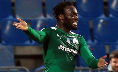 Ένα κάρο τυχάρπαστοι λεηλατούν το πτώμα του Παναθηναϊκού