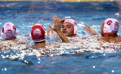 Θρύλος για Final-6