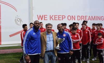 Η Σχολή Σικάγο τίμησε τον Ολυμπιακό!