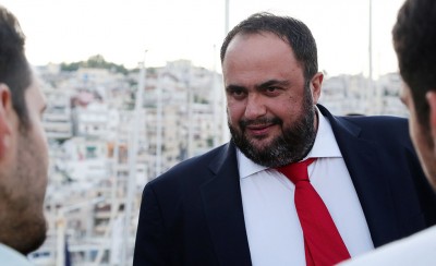 Ο Μαρινάκης μεγαλώνει τον Θρύλο και... άλλοι 