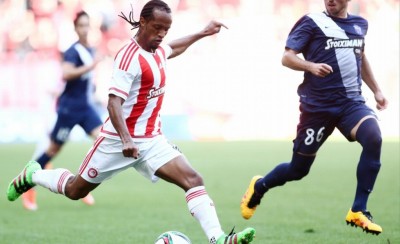 Σκέφτεται Σαλίνο για δεξιά ο Σίλβα