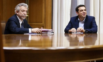 Ποια… μπάλα; Εδώ πεινάει ο κόσμος κ.κ. Τσίπρα, Κοντονή!
