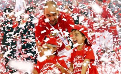 Η ζεμπεκιά του Σπανούλη (video)