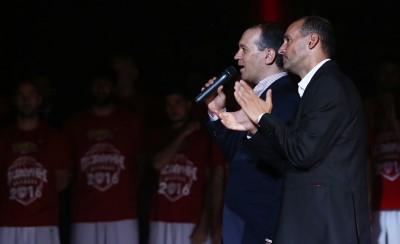 Το μήνυμα των Αγγελόπουλων στη φιέστα