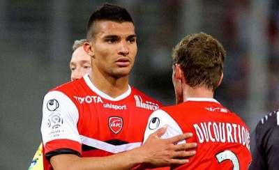 Επιμένουν για Ρος