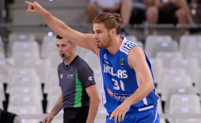 Υπογράφει ο Μπόγρης