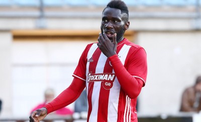 Πιέζει για Μαζουακού