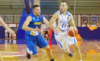 Μέσα ο Μουράτος