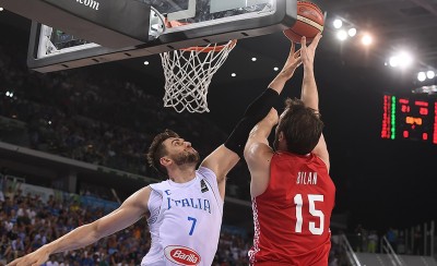 Έμπλεξαν ξανά Ολυμπιακό και Μπαρνιάνι...