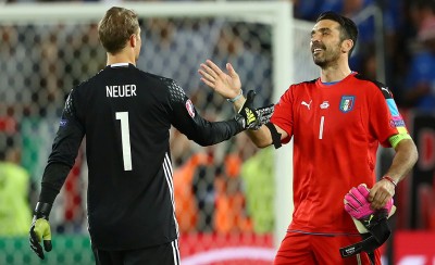 Super Νόιερ! (video)