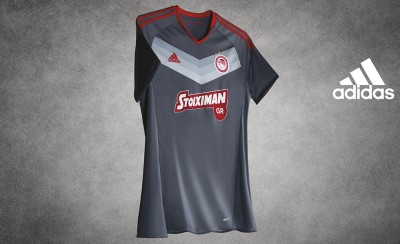 Τα... σπάει και η εκτός έδρας εμφάνιση του Θρύλου!