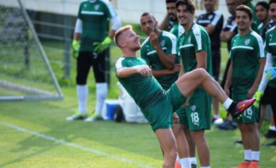 Πιέζει ο Τζούτζακ