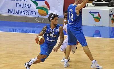 Με Χάκετ η Ιταλία