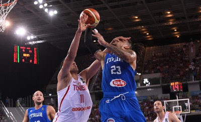 Εύκολα η Ιταλία του Χάκετ