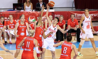 Στη... μηχανή του Θρύλου και η Γιοβάνοβιτς (video)