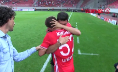 Όταν οι μικροί μας δάκρυσαν για τον Θρύλο! (video)