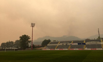 Ο καπνός ανέβαλε την προπόνηση