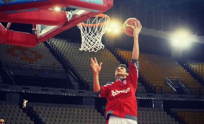 Από τον Ολυμπιακό στον Ιωνικό